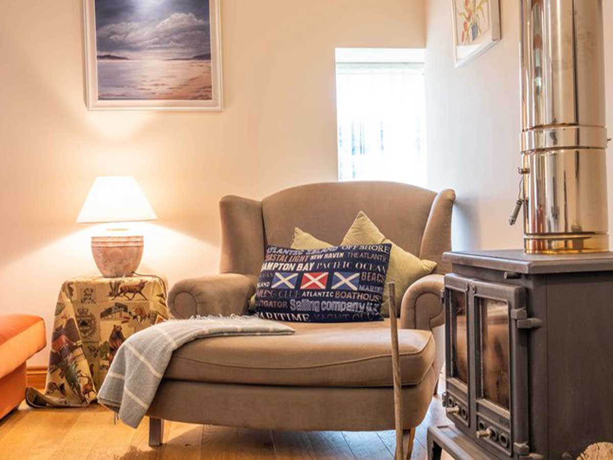 Cottage-Bedroom