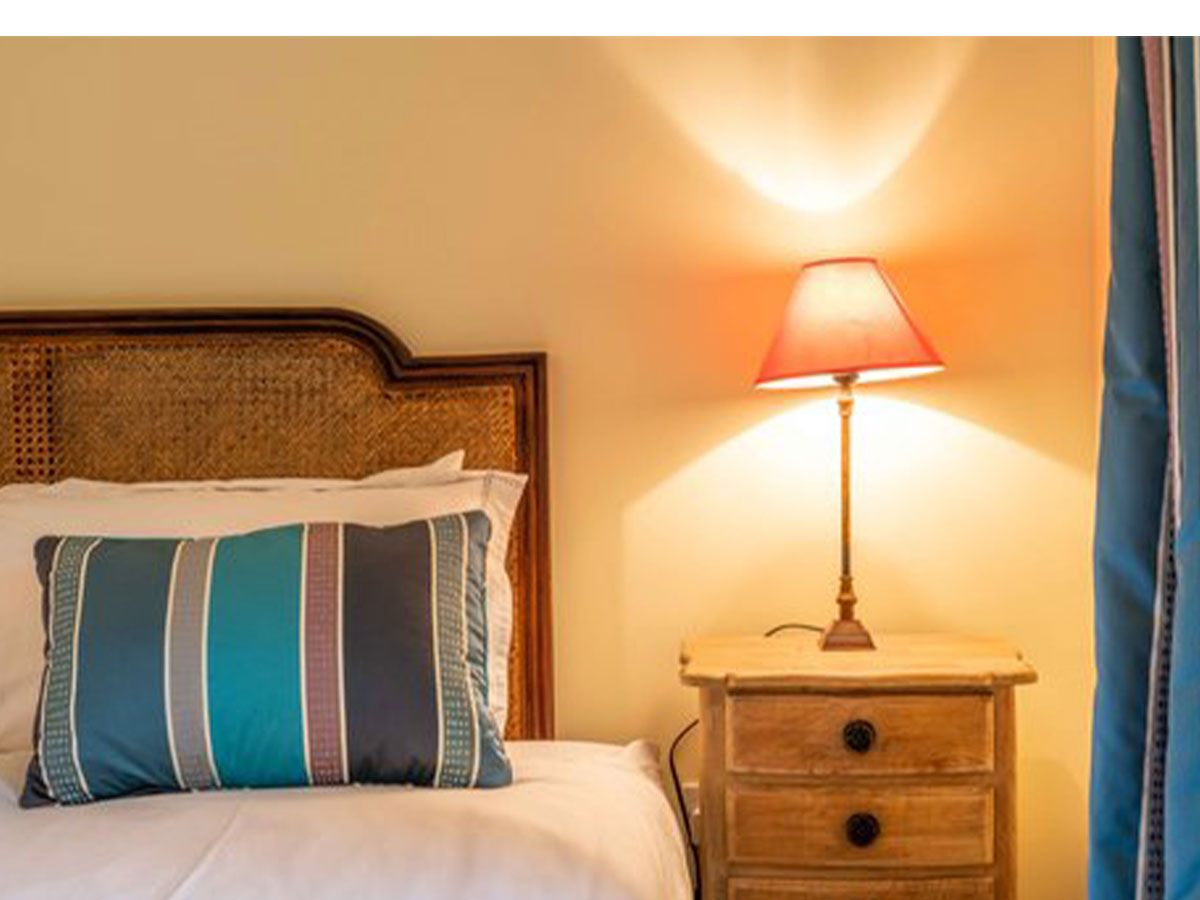 Scaur-Glen-Cottage-Bedroom
